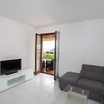 Casa Ledio - Theater Apartment Garda (Verona)