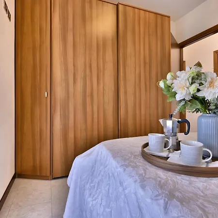 Casa Ledio - Theater Garda (Verona)